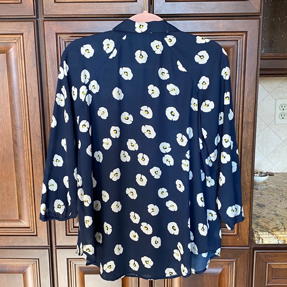 CABI Top - Picture 6 of 13